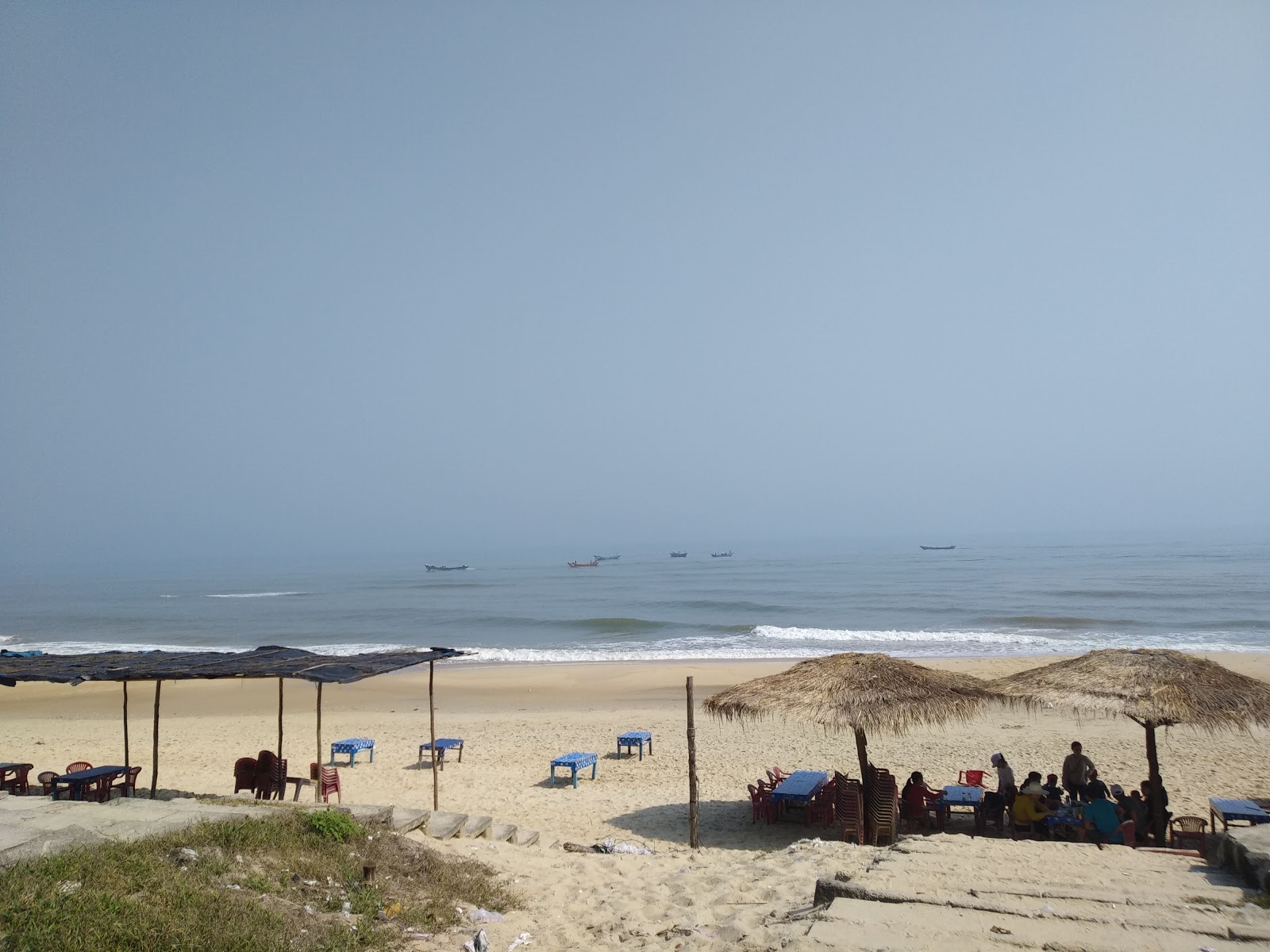 Foto di Vinh Thanh Beach con costa lunga e dritta