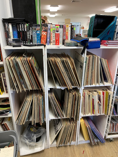 Thrift Store «Capas Closet», reviews and photos