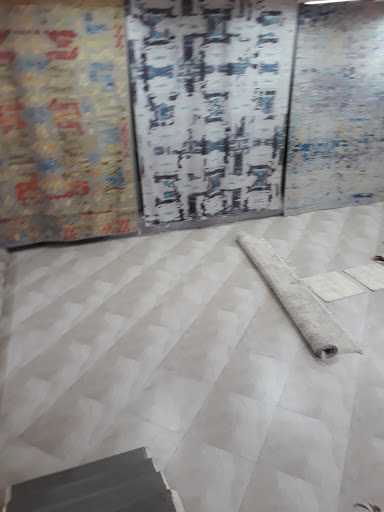 Kapoor Carpets