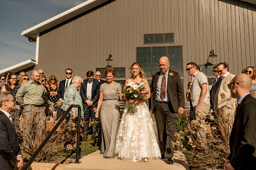 Wedding Venue «Ashton Hill Farm», reviews and photos, 803 Vernon Valley Dr, Cedar Rapids, IA 52403, USA