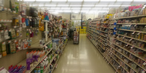 Pet Supply Store «Pet Supplies Plus», reviews and photos, 5555 Youngstown Warren Rd, Niles, OH 44446, USA