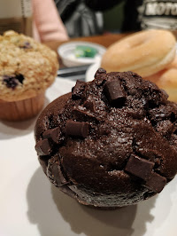 Muffin du Restaurant servant le petit-déjeuner Starbucks à Paris - n°1