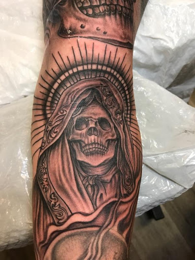 Tattoo Shop «Palace Art Tattoo», reviews and photos, 1779 Thousand Oaks Blvd, Thousand Oaks, CA 91362, USA