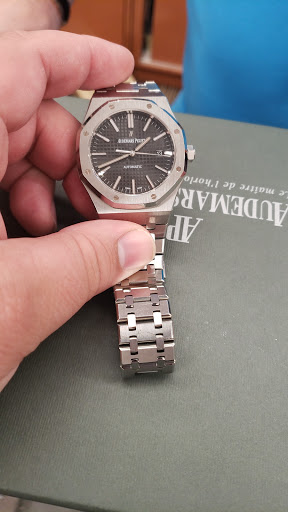 Jewelry Store «Alexanders Jewelers», reviews and photos, 689 N High St, Columbus, OH 43215, USA