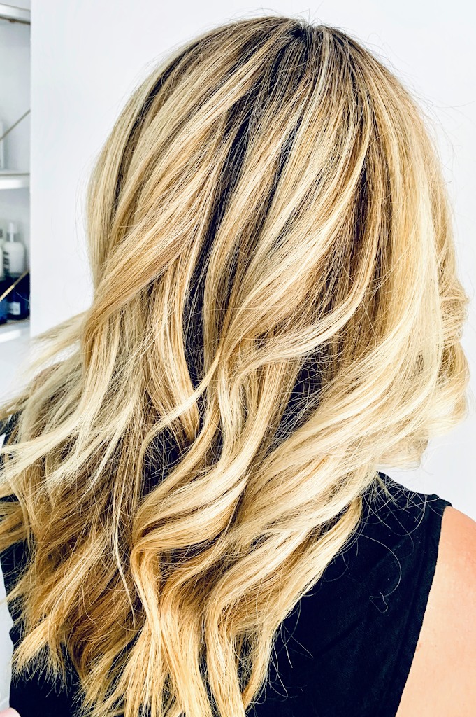 Salon Champagne 92648