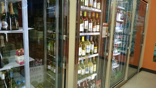 Liquor Store «Burlington Wine and Spirits», reviews and photos, 43 Middlesex Turnpike, Burlington, MA 01803, USA
