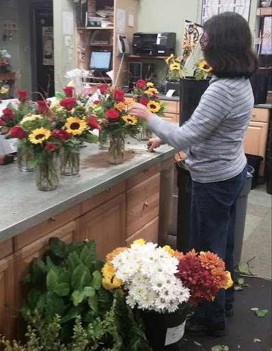 Florist «Fortin Gage Flowers & Gifts», reviews and photos, 86 W Pearl St, Nashua, NH 03060, USA