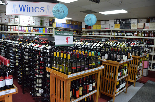 Liquor Store «Donelson Pike Liquors», reviews and photos, 519 Donelson Pike # 101, Nashville, TN 37214, USA