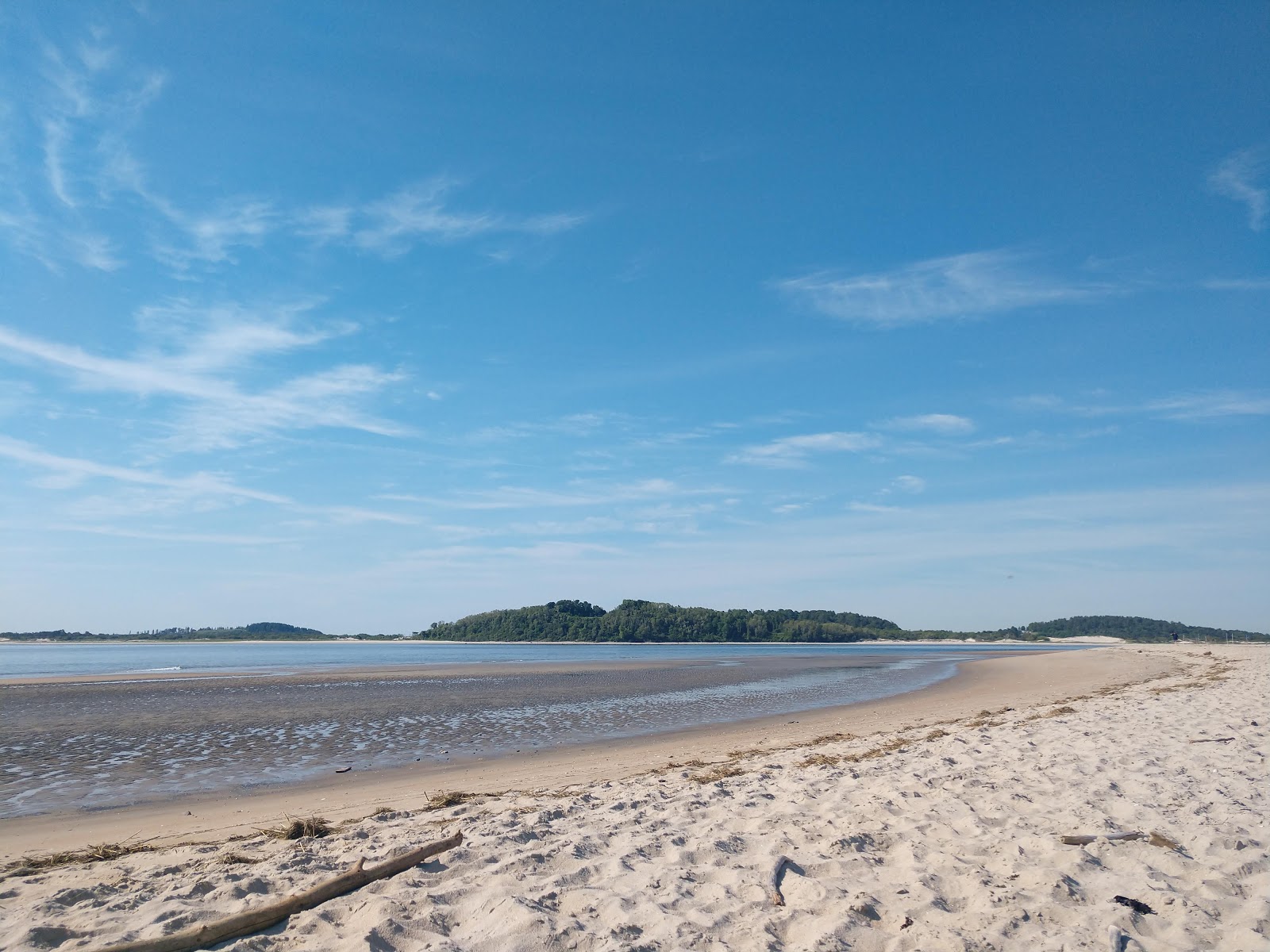 Foto van Sandy Point beach - populaire plek onder ontspanningskenners