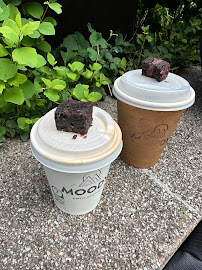 Plats et boissons du Café Moody Coffee Roasters à Chamonix-Mont-Blanc - n°5