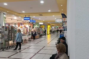 Shopping-Plaza image