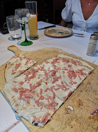 Tarte flambée du Restaurant de spécialités alsaciennes À La Tête De Lard à Strasbourg - n°11