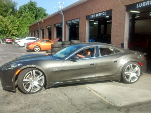 Tire Shop «Buckhead Tire & Auto Repair», reviews and photos, 3830 Roswell Rd NE, Atlanta, GA 30342, USA