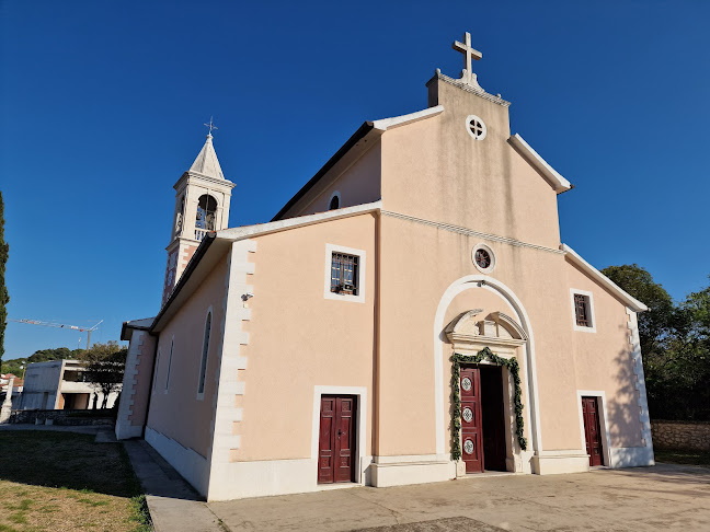 Recenzije Crkva sv. Mihovila u Šibenik - Crkva