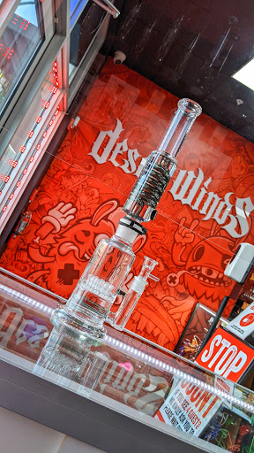 Tobacco Shop «Desert Winds Smoke Shop», reviews and photos, 5022 14th St W, Bradenton, FL 34207, USA