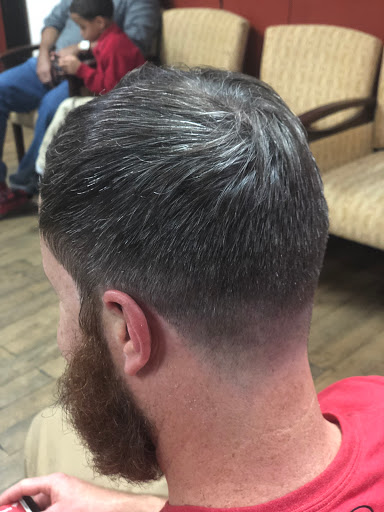 Barber Shop «D B Barber Shop», reviews and photos, 3835 N 50th St C, Tampa, FL 33619, USA