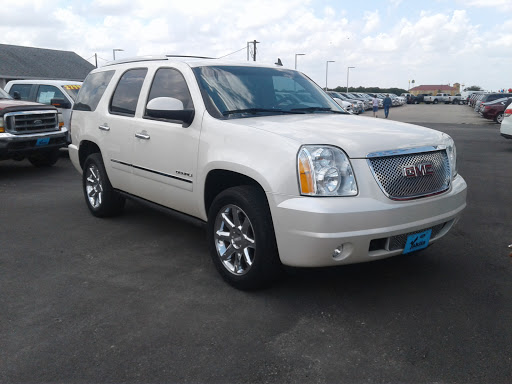 Car Dealer «Yaklin Chrysler Dodge Jeep RAM», reviews and photos, 1550 W Kingsbury St, Seguin, TX 78155, USA