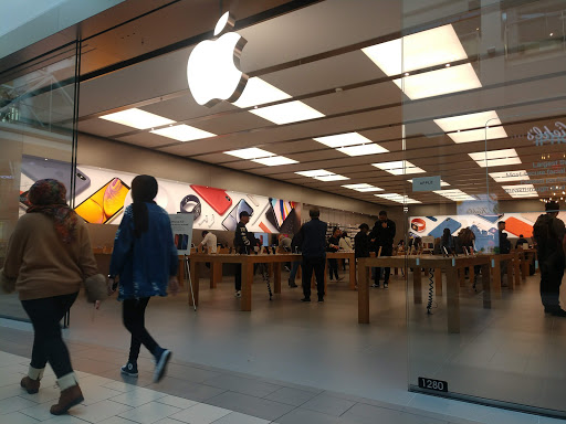 Computer Store «Apple Arden Fair», reviews and photos, 1689 Arden Way, Sacramento, CA 95815, USA