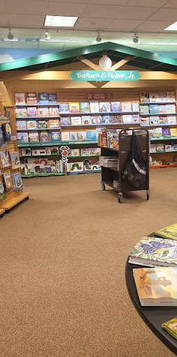 Book Store «Barnes & Noble», reviews and photos, 3400 Forest Dr, Columbia, SC 29204, USA