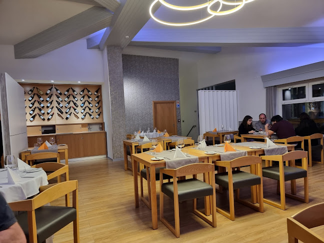 Restaurante "Lá em Casa" - Gouveia