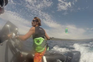 Swell Kite Kitesurfing School And Wakeboard - Hyères image