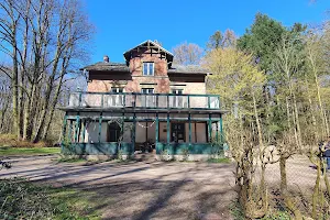 Mutzenbecher Villa image