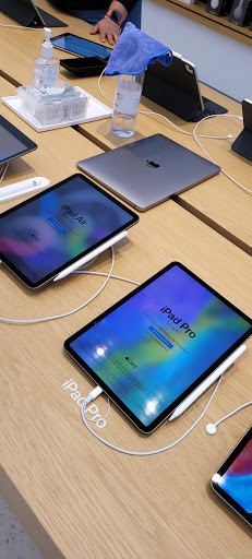 Computer Store «Apple Orland Square Mall», reviews and photos, 428 Orland Square Dr, Orland Park, IL 60462, USA