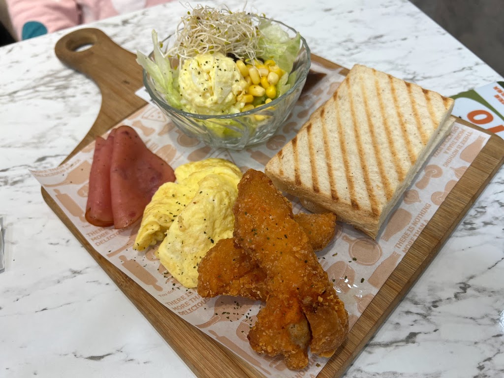 拉亞漢堡 平鎮廣平 的照片