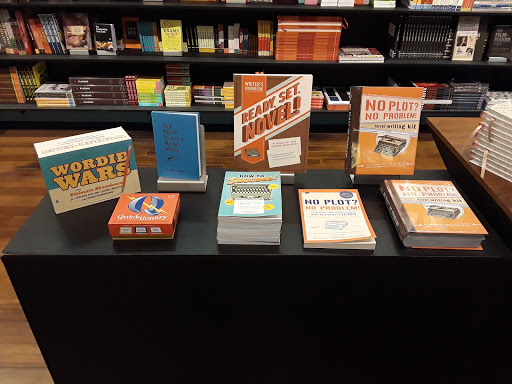 Book Store «Chronicle Books», reviews and photos, 165 4th St, San Francisco, CA 94103, USA