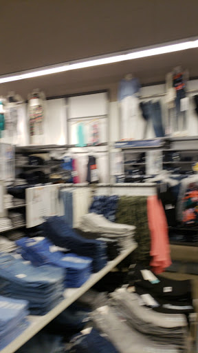 Clothing Store «Old Navy», reviews and photos, 30 International Dr S, Flanders, NJ 07836, USA