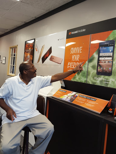 Cell Phone Store «BOOST MOBILE», reviews and photos, 890 New Hope Rd B 2, Lawrenceville, GA 30046, USA