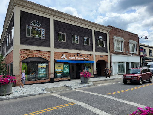 Outdoor Sports Store «Eastern Mountain Sports», reviews and photos, 2453 Main St #1, Lake Placid, NY 12946, USA