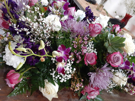 Florist «Roanoke Florist», reviews and photos, 500 US-377, Roanoke, TX 76262, USA