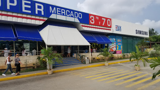 Supermarket chains Havana