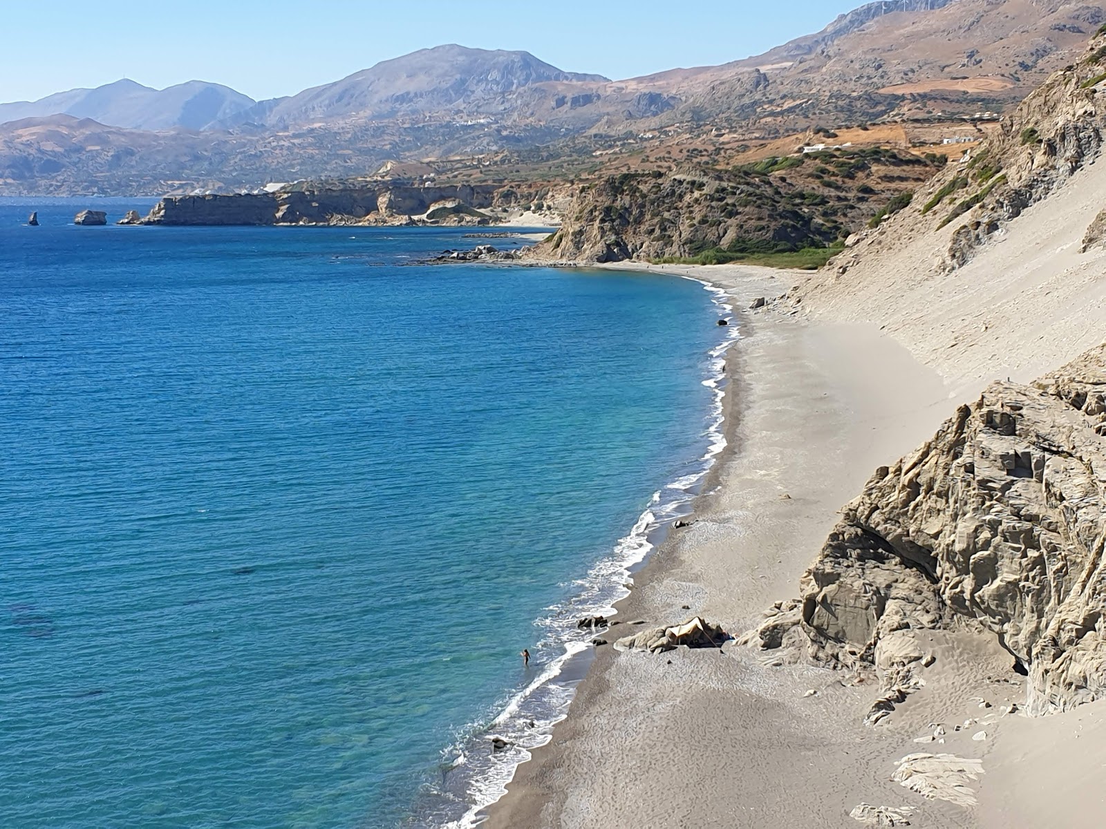 Agios Pavlos beach II的照片 具有非常干净级别的清洁度