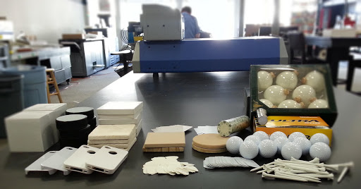 Print Shop «Button Man Printing», reviews and photos, 7 E Main St, St Charles, IL 60174, USA