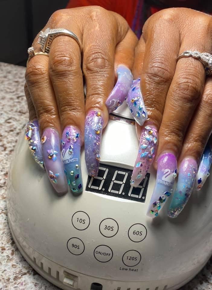 Uniquely Polished 28052