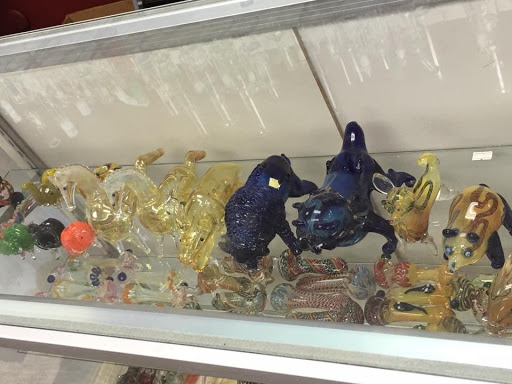 Tobacco Shop «3M Smoke Shop», reviews and photos, 644 W Chapman Ave, Placentia, CA 92870, USA