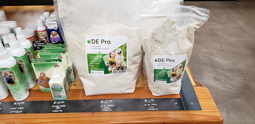 Pet Supply Store «Mud Bay», reviews and photos, 2410 Harrison Ave NW, Olympia, WA 98502, USA