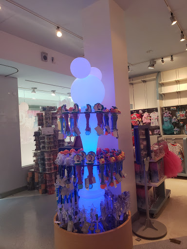 Toy Store «Disney Store», reviews and photos, 7021 S Memorial Dr, Tulsa, OK 74133, USA