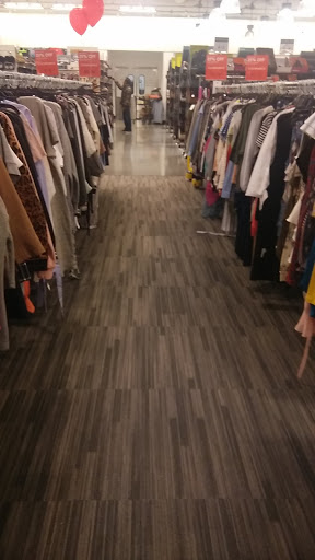 Department Store «Nordstrom Rack Hamilton Crossings», reviews and photos, 750 N Krocks Rd #303, Allentown, PA 18106, USA