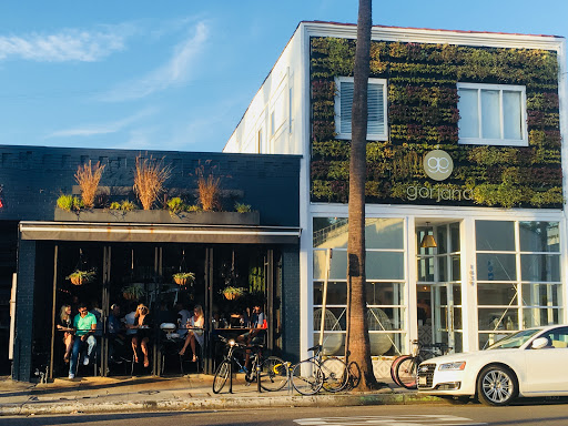 Shopping Mall «Abbot Kinney BLVD Shopping», reviews and photos, Navarre Ct, Venice, CA 90291, USA