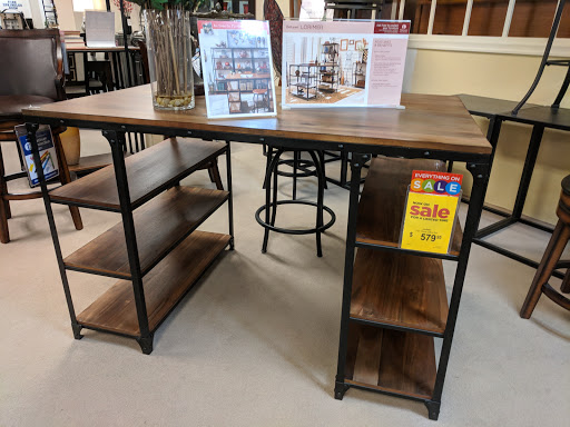 Furniture Store «Raymour & Flanigan Furniture and Mattress Store», reviews and photos, 1450 Clements Bridge Rd, Deptford Township, NJ 08096, USA