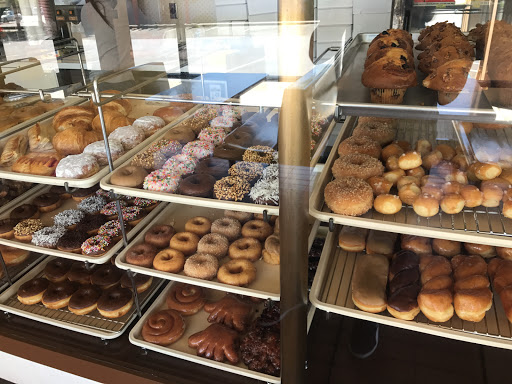 Donut Shop «Donut King», reviews and photos, 1807 Santa Rita Rd, Pleasanton, CA 94566, USA