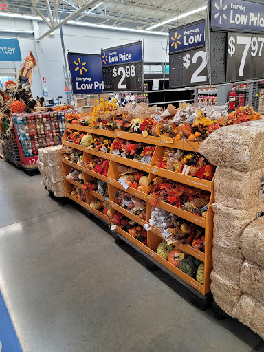 Discount Store «Walmart», reviews and photos, 21320 SW Langer Farms Pkwy, Sherwood, OR 97140, USA