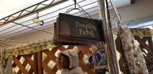 Florist «London Florist», reviews and photos, 196 W Center St, London, OH 43140, USA