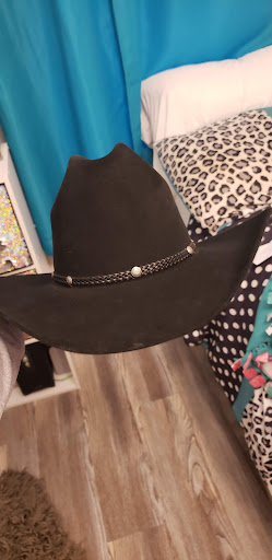 Western Apparel Store «Circle B Western Wear», reviews and photos, 8064 W Ridge Rd, Brockport, NY 14420, USA