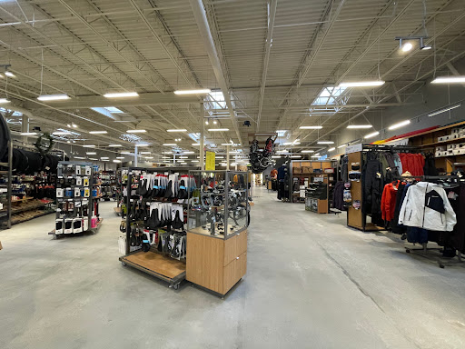 Camping Store «REI», reviews and photos, 189 Connecticut Ave, Norwalk, CT 06854, USA