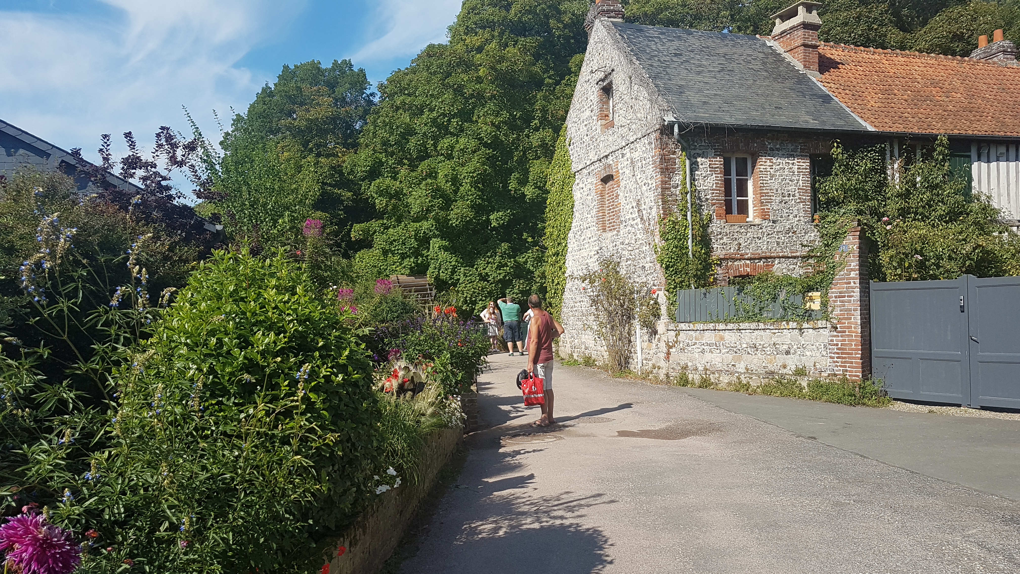 Photo n° 15 de l'avis de kate22dz. fait le 26/08/2019 à 05:43