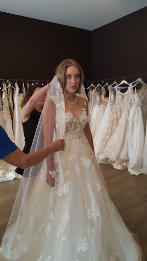 Bridal Shop «Viero Bridal», reviews and photos, 2236 W Chicago Ave, Chicago, IL 60622, USA